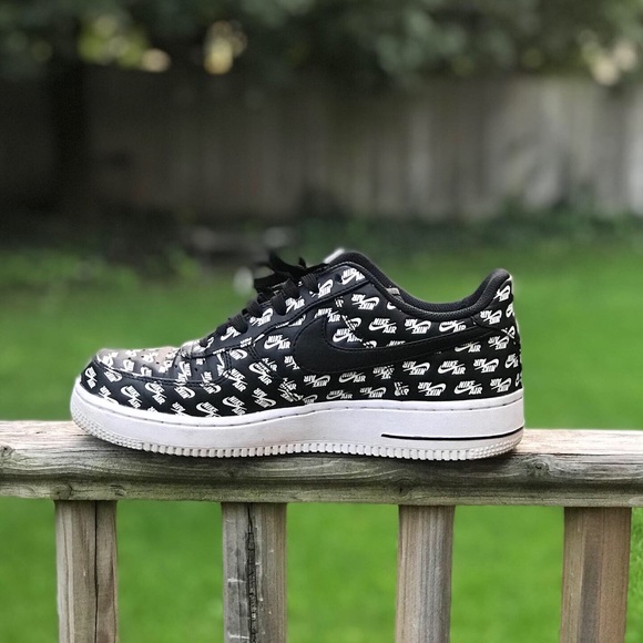 Air Force One ‘All Over’ - Picture 2 of 4